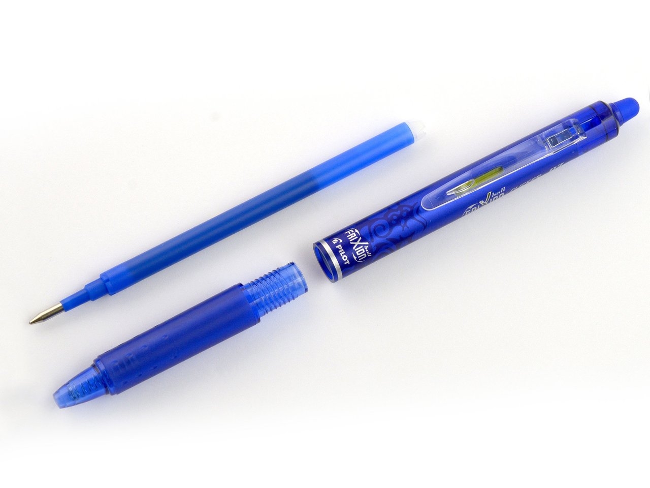 PILOT Evolutive Set de 4 rollers FriXion Clicker pointe moyenne 0,7mm. Encre gel.
